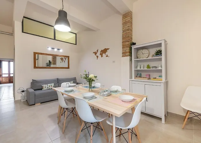 Giardini 32 - House * Cagliari